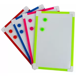   Fehér Tábla Mágneses 20x30 cm Két Darab Táblamágnessel Vegyes Színekben