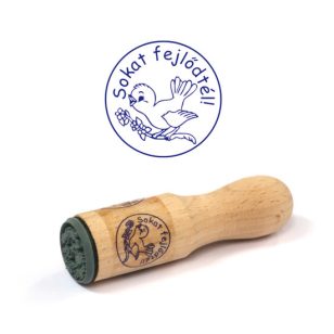   Jutalmazó Nyomda 2 cm Átmérő 7 cm Hosszú Sokat Fejlődtél Felirattal